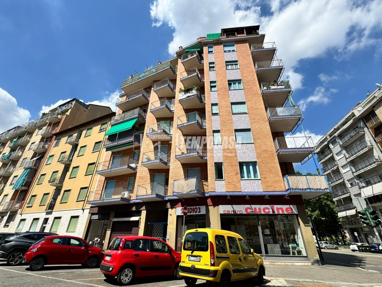 2 rooms Apartment in Turin, Italy No. 283671