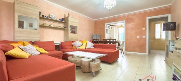 3 bedrooms House in Dello, Italy No. 380354 10