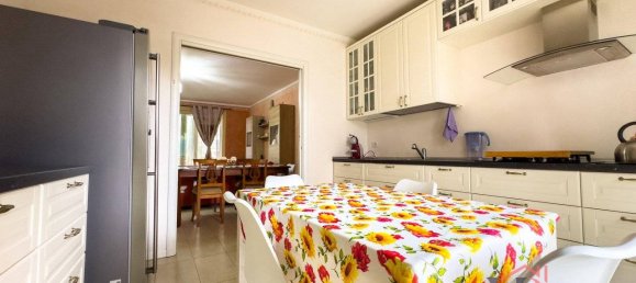 3 bedrooms House in Dello, Italy No. 380354 13