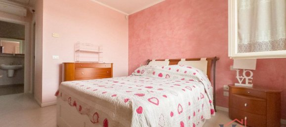 3 bedrooms House in Dello, Italy No. 380354 21