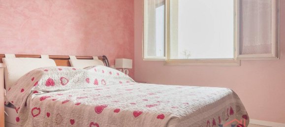 3 bedrooms House in Dello, Italy No. 380354 22