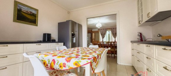 3 bedrooms House in Dello, Italy No. 380354 12