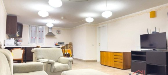 3 bedrooms House in Dello, Italy No. 380354 34