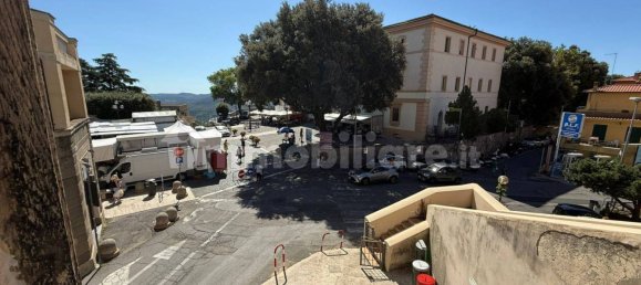 Apartamento de 3 dormitorios en Tolfa, Italy No. 370265 6