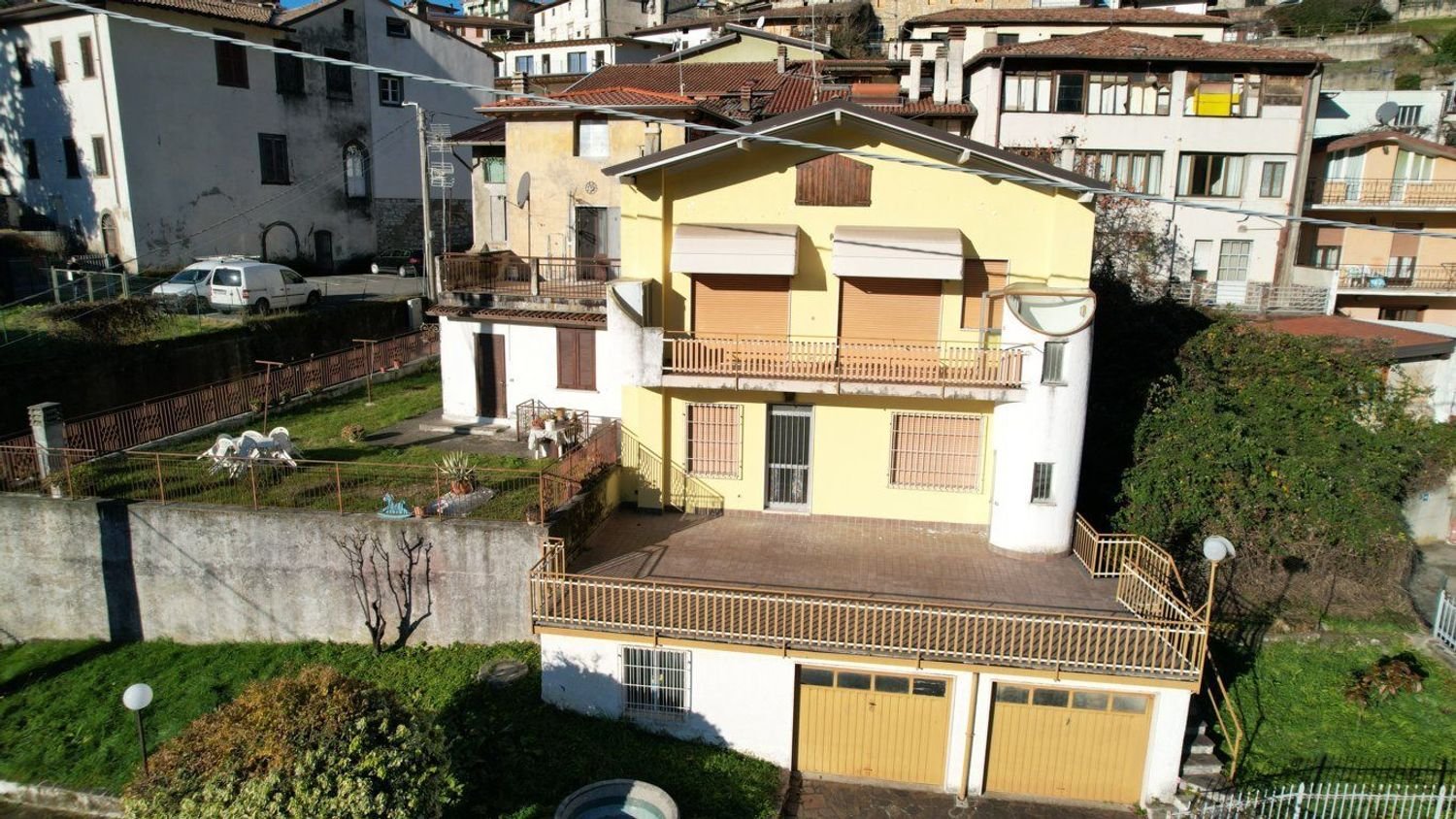 8-Zimmer Haus in Adrara San Martino, Italy, Nr. 168747
