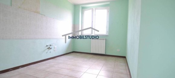 3 rooms Apartment in Busto Arsizio, Italy No. 67185 13