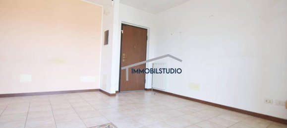 3 rooms Apartment in Busto Arsizio, Italy No. 67185 12