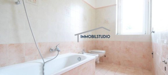 3 rooms Apartment in Busto Arsizio, Italy No. 67185 8