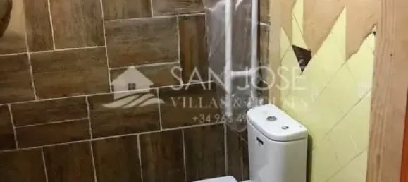 145m² Commercial property in Novelda, Spain No. 90624 3