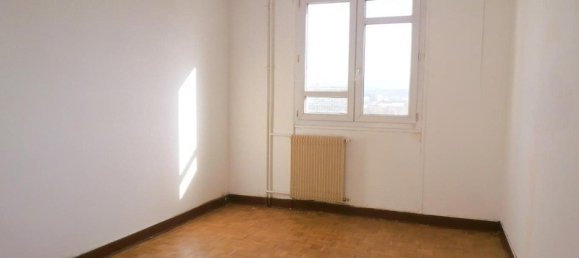 Квартира с 4 спальнями в Марсель, Франция № 189461 4