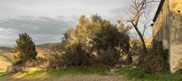 Studio in Santa Luce, Italy No. 1597 7