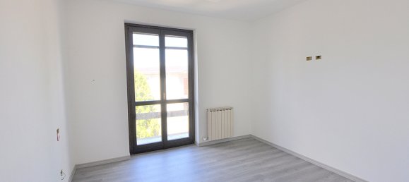 3 bedrooms Villa in Inveruno, Italy No. 265068 20