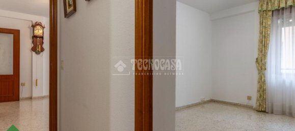 3 rooms Apartment in Cordoba, Spain No. 145166 11