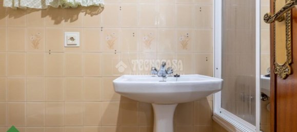 3 rooms Apartment in Cordoba, Spain No. 145166 21