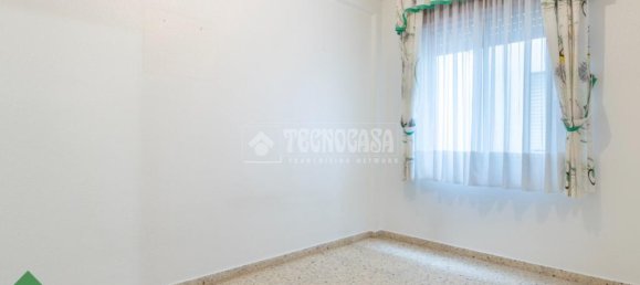 3 rooms Apartment in Cordoba, Spain No. 145166 12