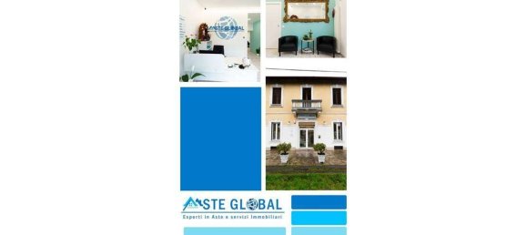 5 rooms Apartment in Carate Brianza, Italy No. 4123 24