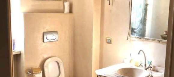 5 rooms Apartment in Carate Brianza, Italy No. 4123 6