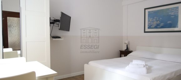 4 bedrooms Apartment in Lucca, Italy No. 330666 22