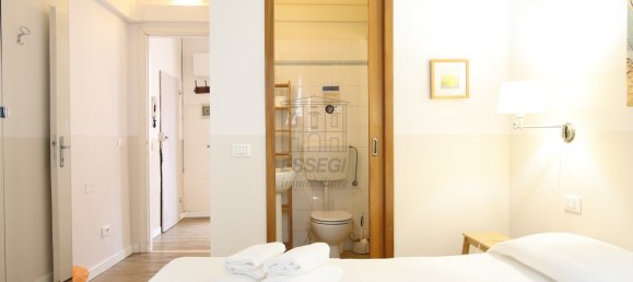 4 bedrooms Apartment in Lucca, Italy No. 330666 11
