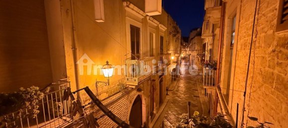 Квартира с 1 спальней в Руво ди Пулья, Италия № 31638 5