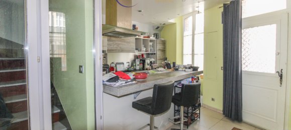 4 bedrooms House in Dreux, France No. 96964 3