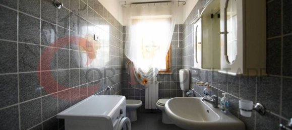 3 rooms Apartment in Massa Marittima, Italy No. 163332 11