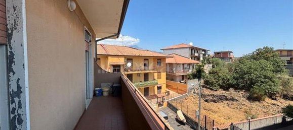 4 bedrooms Apartment in Mascalucia, Italy No. 380780 12