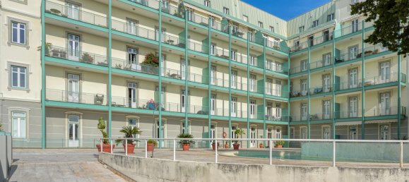 3 غرف نوم منزل ذو طابقين في Cascais, Portugal رقم 123353 45