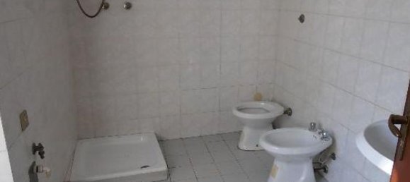 Dúplex de 2 habitaciónes en Lettomanoppello, Italy No. 254851 5