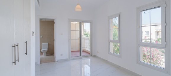 Вилла с 2 спальнями в The Springs, ОАЭ № 109330 12