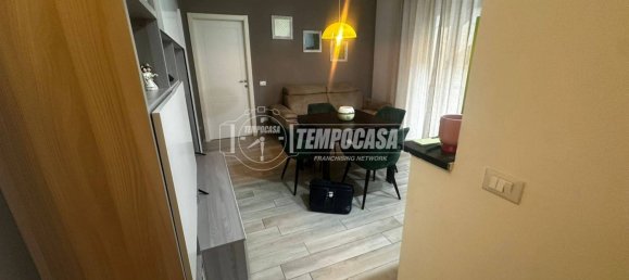 2 bedrooms Apartment in Milan, Italy No. 286835 2