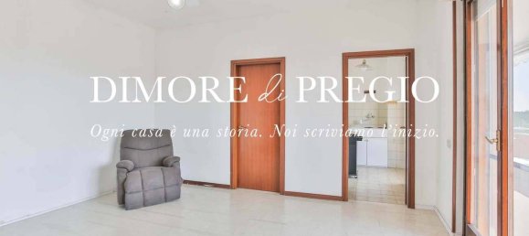 2 Schlafzimmer Penthouse in Peschiera Borromeo, Italy, Nr. 264858 5