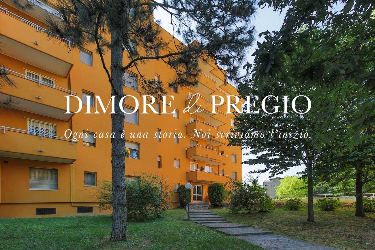 2 Schlafzimmer Penthouse in Peschiera Borromeo, Italy, Nr. 264858