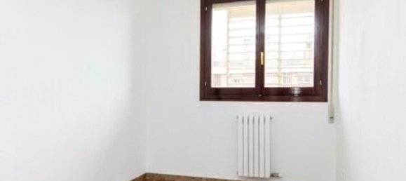 1 bedroom Apartment in Zaragoza, Spain No. 168663 12