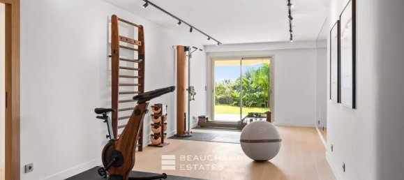 4 bedrooms Villa in Cannes, France No. 295455 9