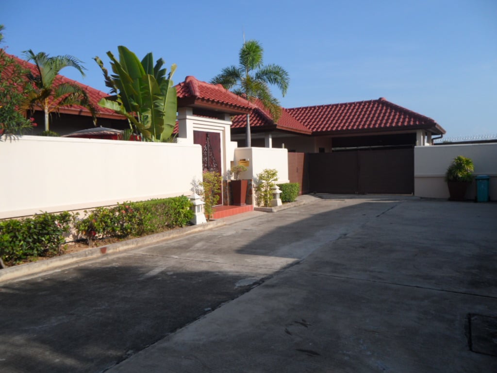 3 chambres house à vendre à Bang Lamung, Chonburi, Eastern Thailand, Thailand № 63351