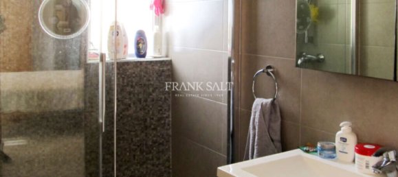 Квартира с 2 спальнями в Сан-Пауль-иль-Бахар, Мальта № 10660 11