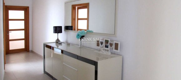 Квартира с 2 спальнями в Сан-Пауль-иль-Бахар, Мальта № 10660 8