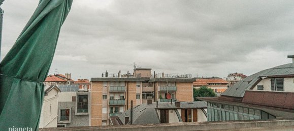 6 rooms Penthouse in Cesena, Italy No. 300141 4