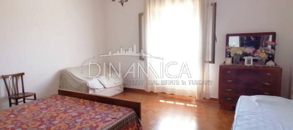 12-Zimmer Haus in Santa Maria a Monte, Italy, Nr. 233666 14