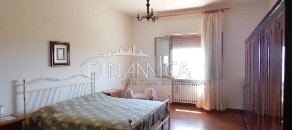 12-Zimmer Haus in Santa Maria a Monte, Italy, Nr. 233666 10