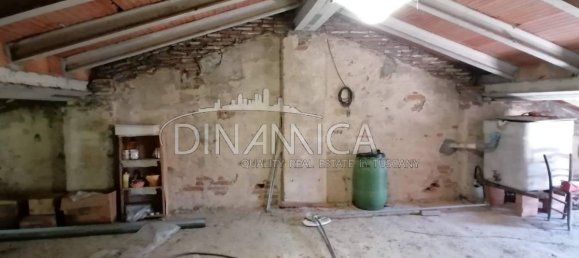 12-Zimmer Haus in Santa Maria a Monte, Italy, Nr. 233666 18