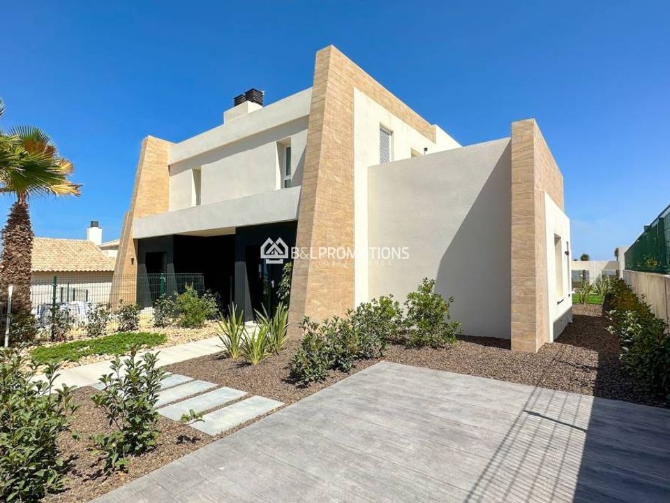 3 Schlafzimmer Villa in Alicante, Spain, Nr. 176101