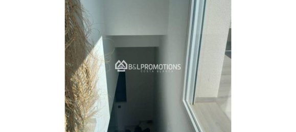 3 Schlafzimmer Villa in Alicante, Spain, Nr. 176101 16