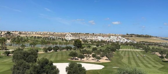 3 Schlafzimmer Villa in Alicante, Spain, Nr. 176101 32