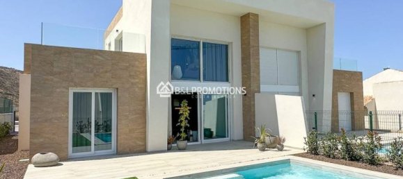 3 Schlafzimmer Villa in Alicante, Spain, Nr. 176101 2