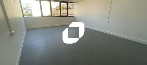 182m² Office in Boulogne-Billancourt, France No. 308350 13