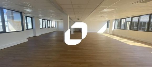 182m² Office in Boulogne-Billancourt, France No. 308350 4
