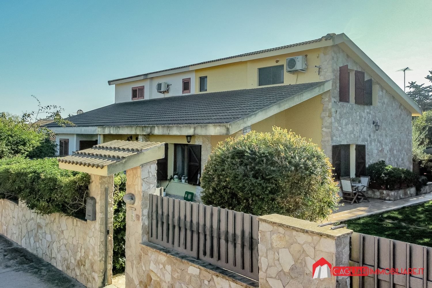 Вилла с 5 комнатами в Куарту Сант'Элена, Италия № 120109