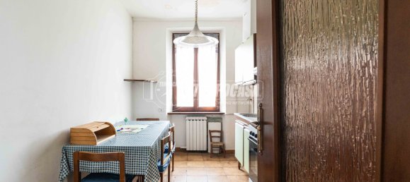 6غرفة منزل في Alzate Brianza, Italy رقم 10012 20